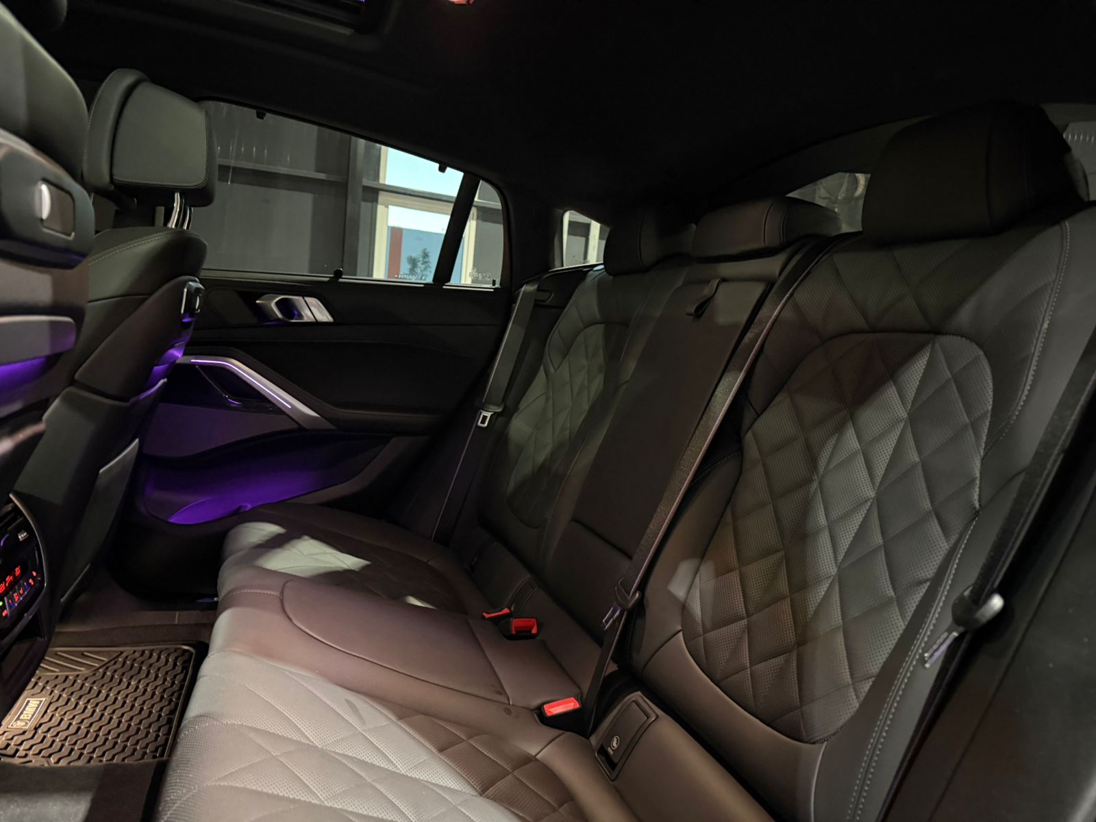 Mira esta publicación de BMW X6 2025 en Motordil