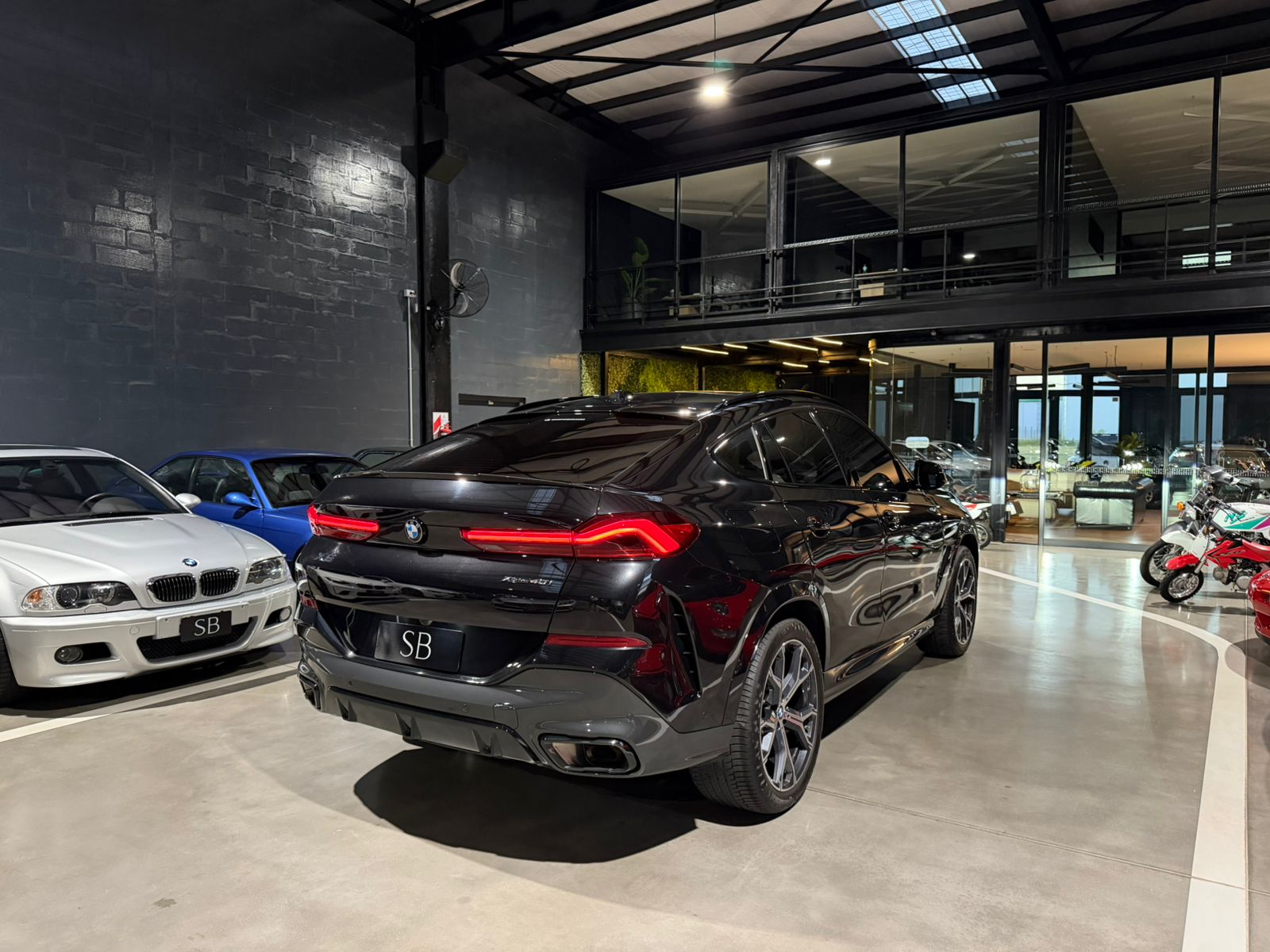 Mira esta publicación de BMW X6 2025 en Motordil