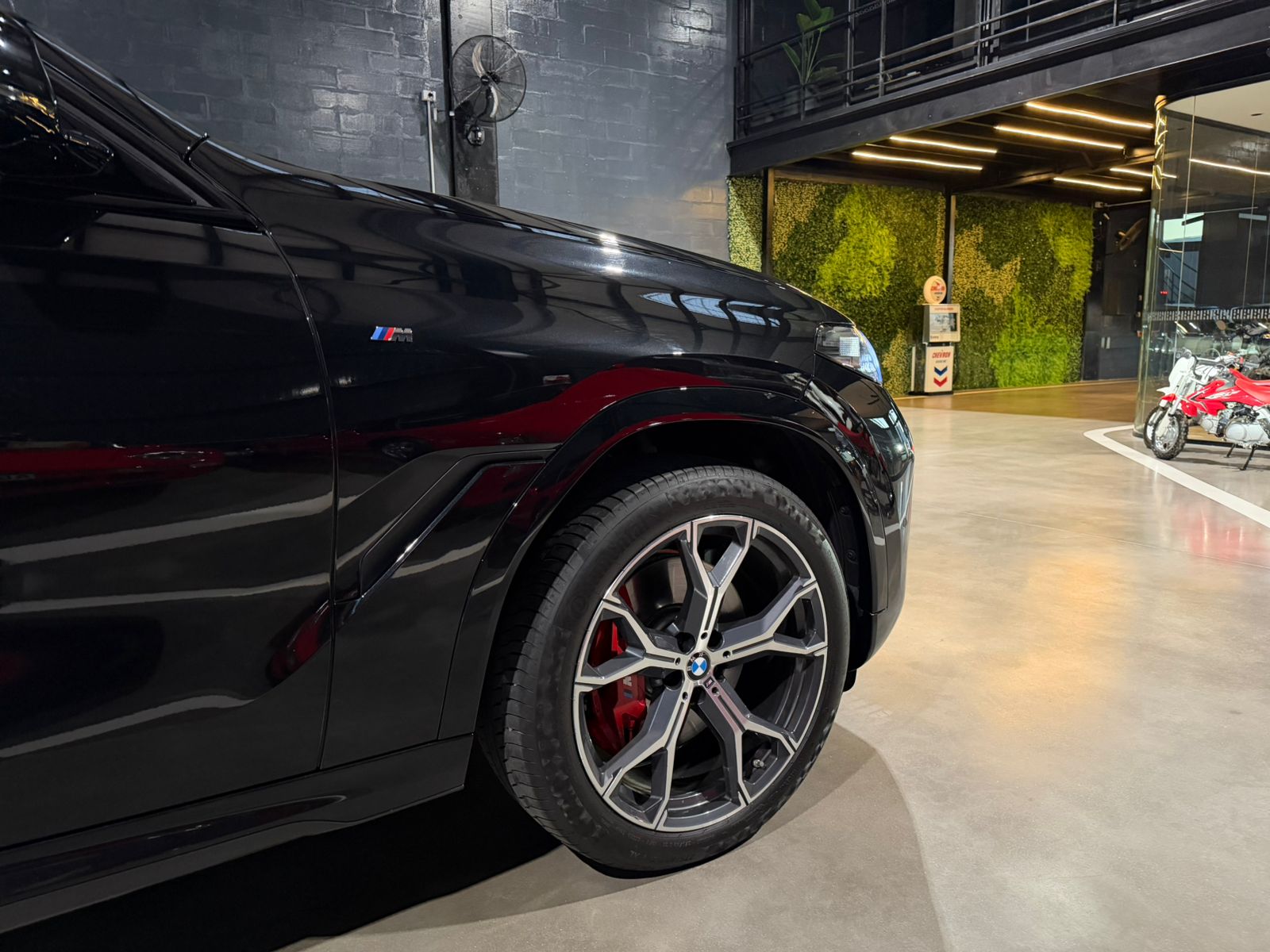 Mira esta publicación de BMW X6 2025 en Motordil