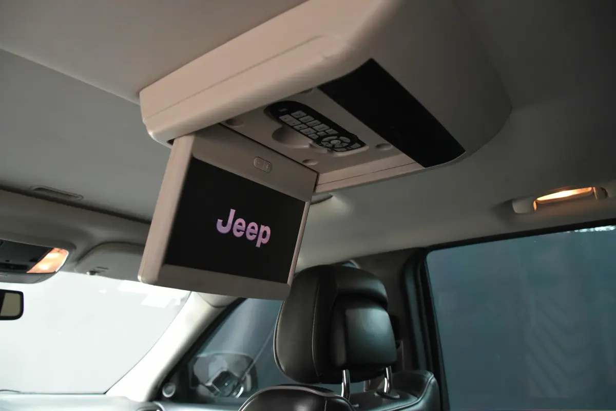 Mira esta publicación de Jeep Grand Cherokee 2013 en Motordil