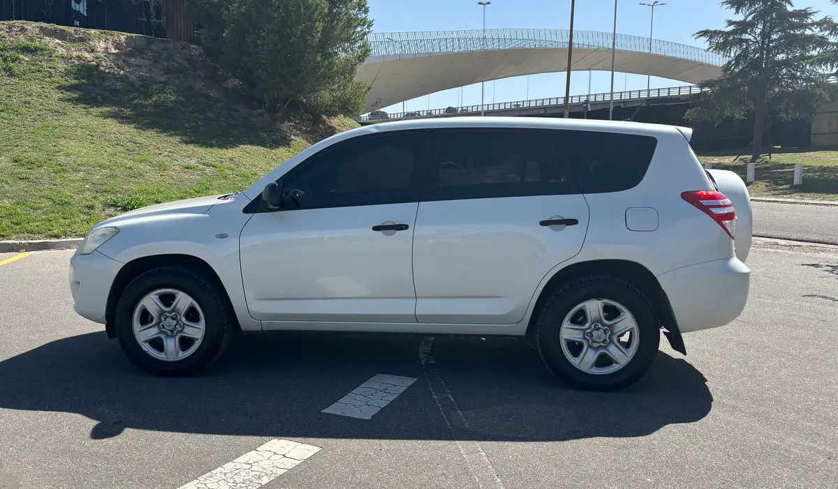 Mira esta publicación de Toyota RAV4 2012 en Motordil