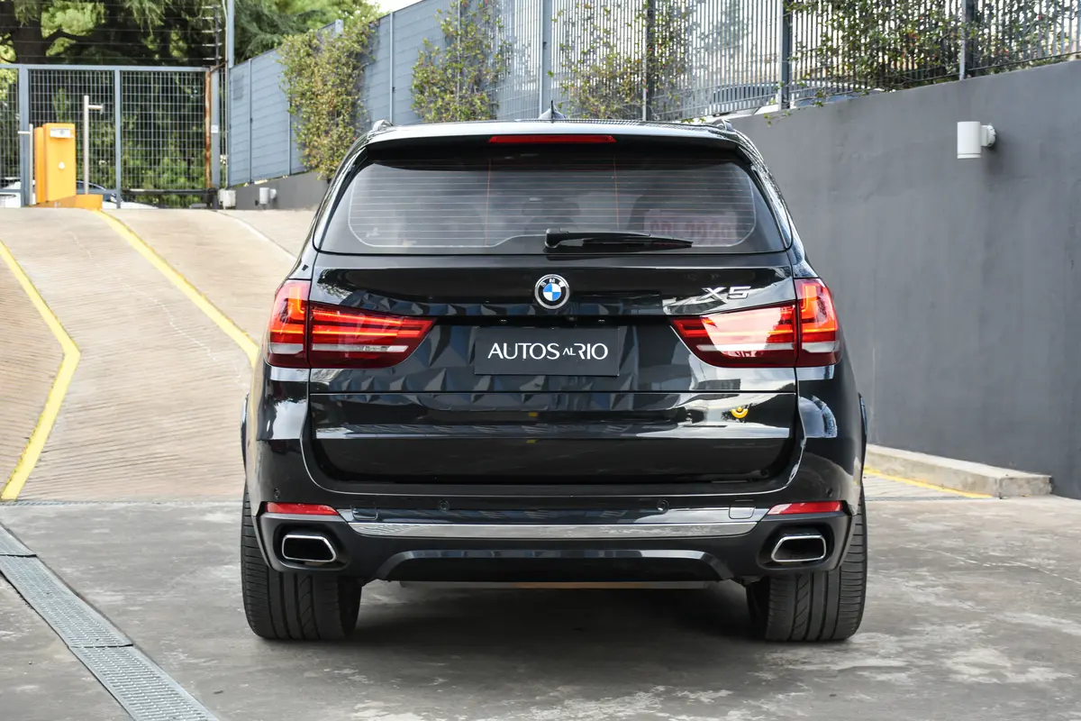 Mira esta publicación de BMW X5 2019 en Motordil