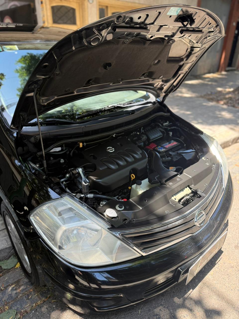 Mira esta publicación de Nissan Tiida 2010 en Motordil