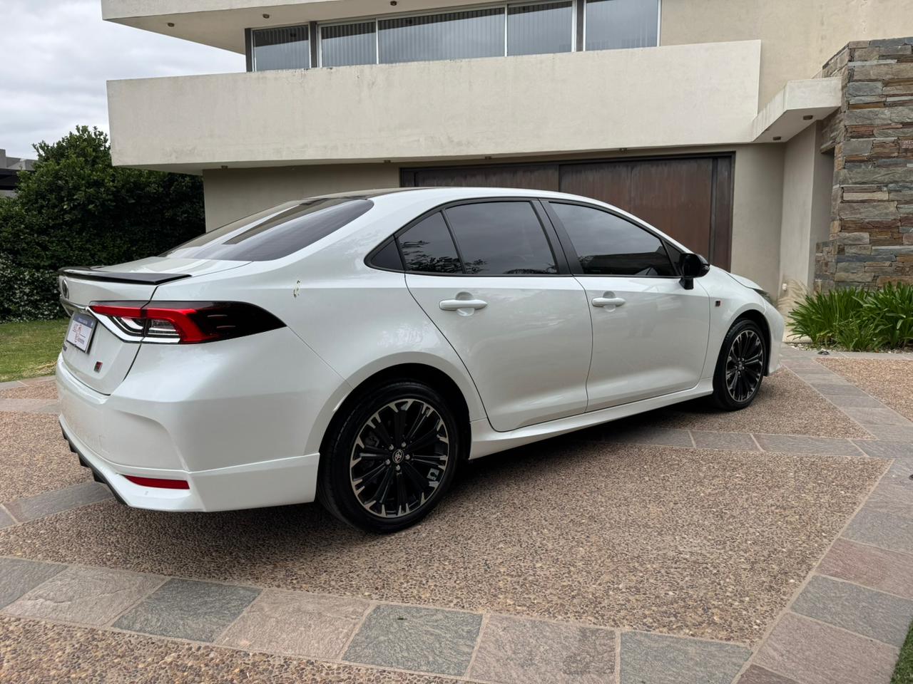 Mira esta publicación de Toyota Corolla 2022 en Motordil