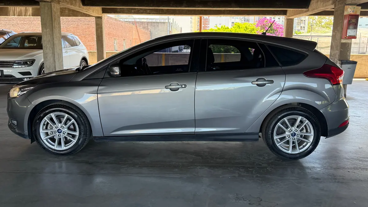 Mira esta publicación de Ford Focus 2017 en Motordil