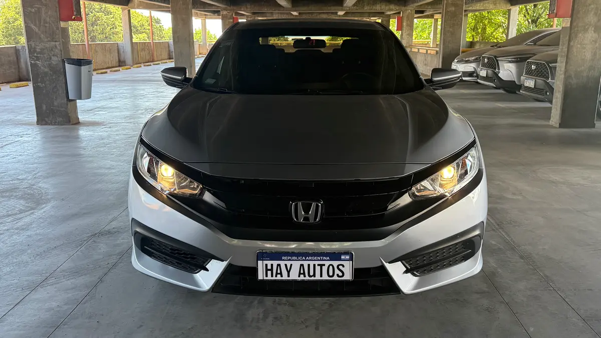 Mira esta publicación de Honda Civic 2017 en Motordil