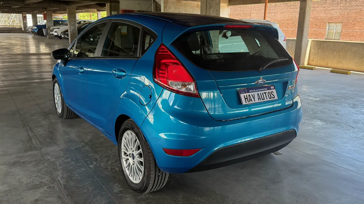 Mira esta publicación de Ford Fiesta 2015 en Motordil