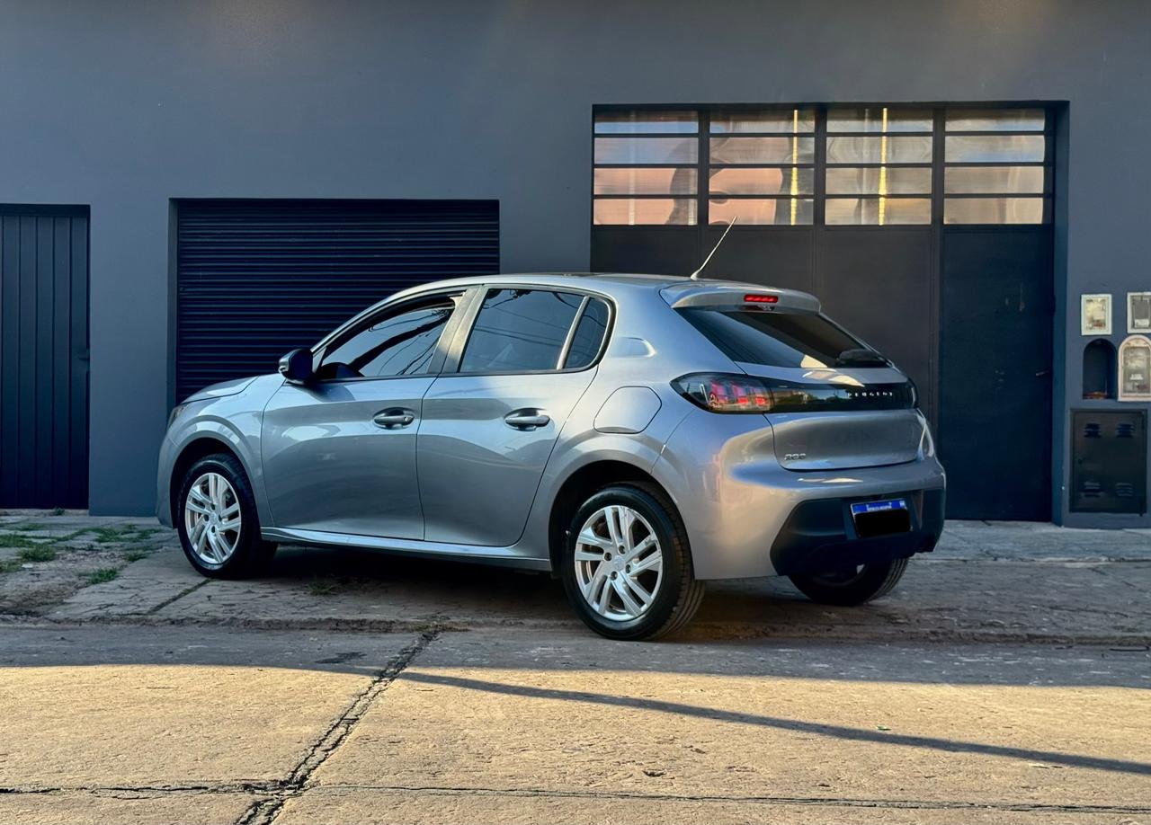 Mira esta publicación de Peugeot 208 2021 en Motordil