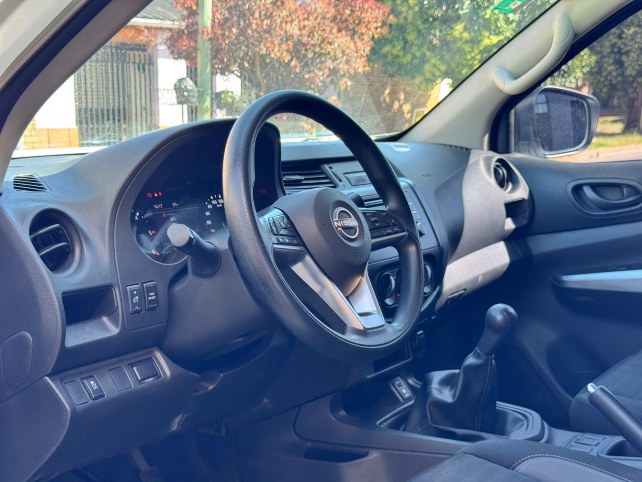 Mira esta publicación de Nissan Frontier 2023 en Motordil