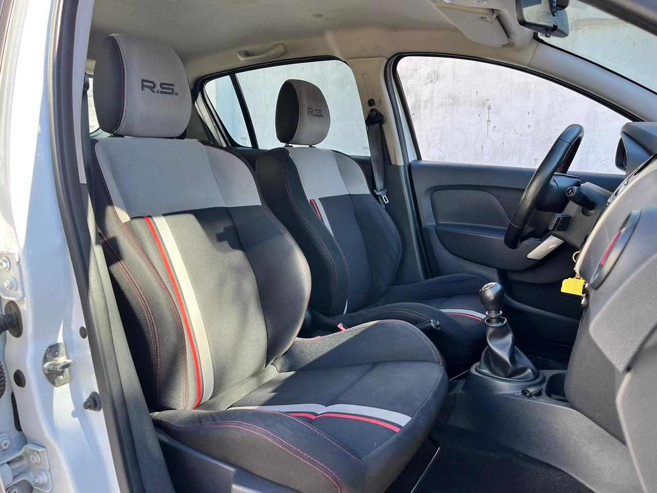 Mira esta publicación de Renault Sandero II 2019 en Motordil