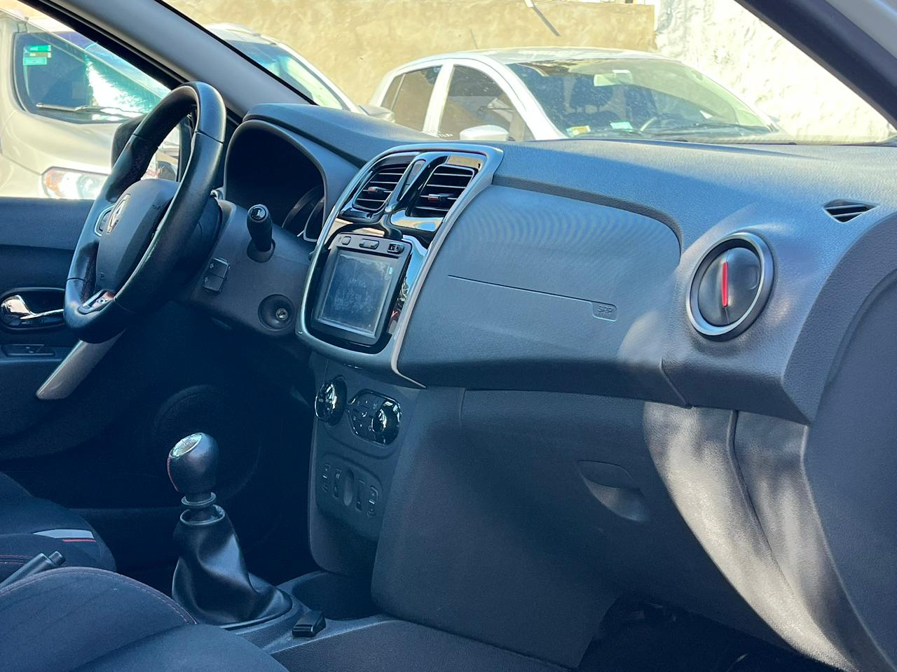 Mira esta publicación de Renault Sandero II 2019 en Motordil