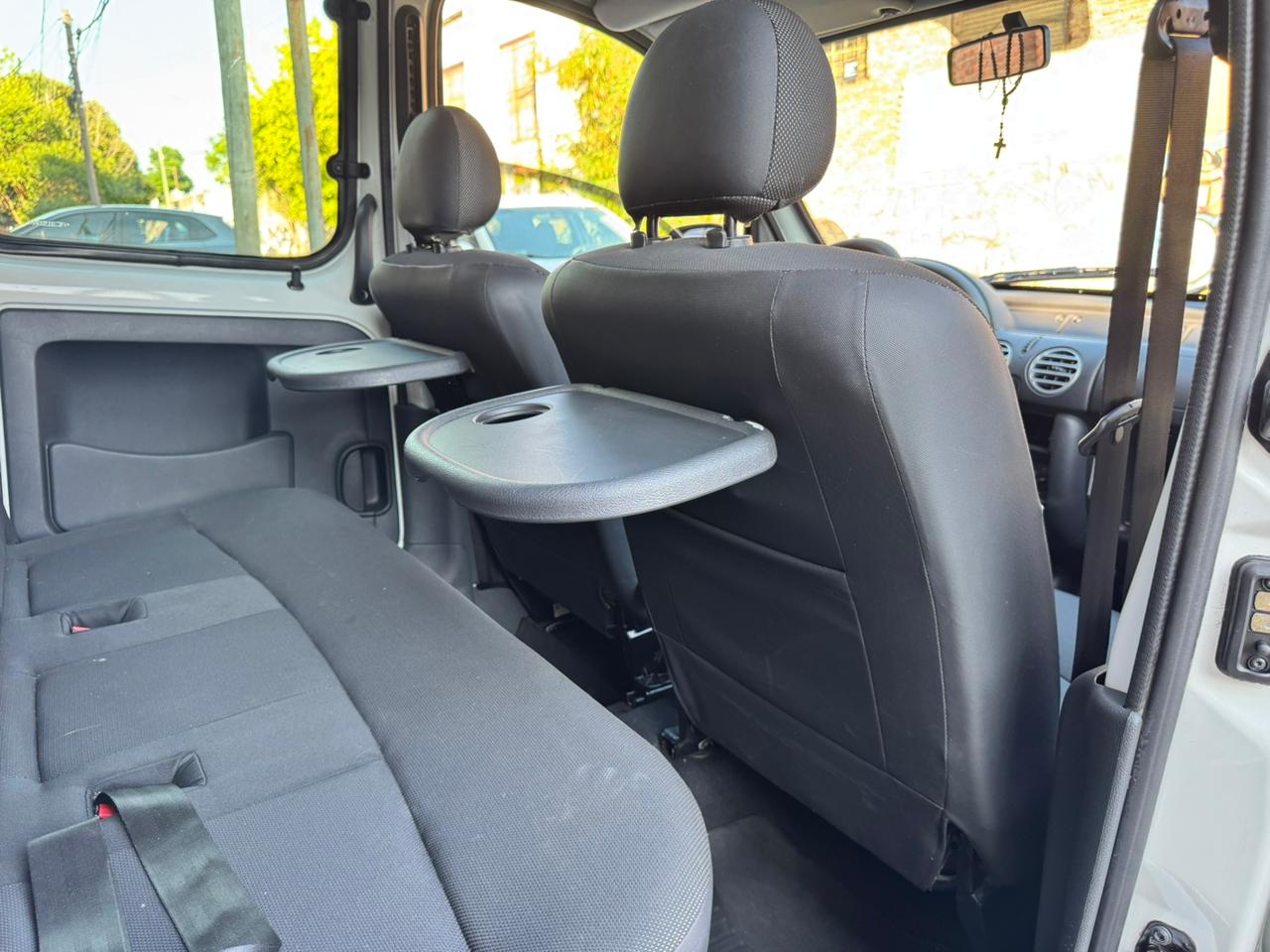 Mira esta publicación de Renault Kangoo 2018 en Motordil