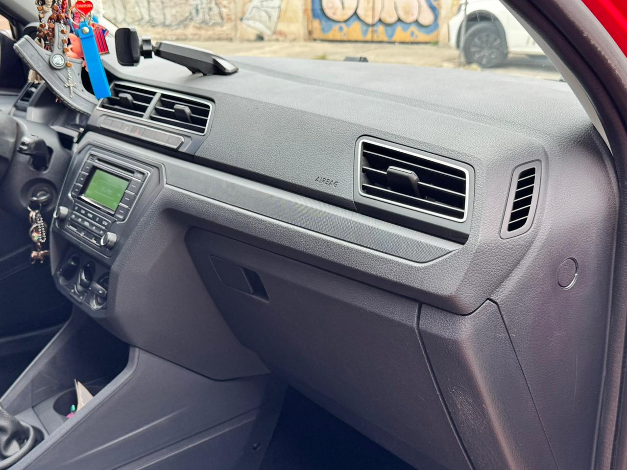 Mira esta publicación de Volkswagen Gol Trend 2017 en Motordil