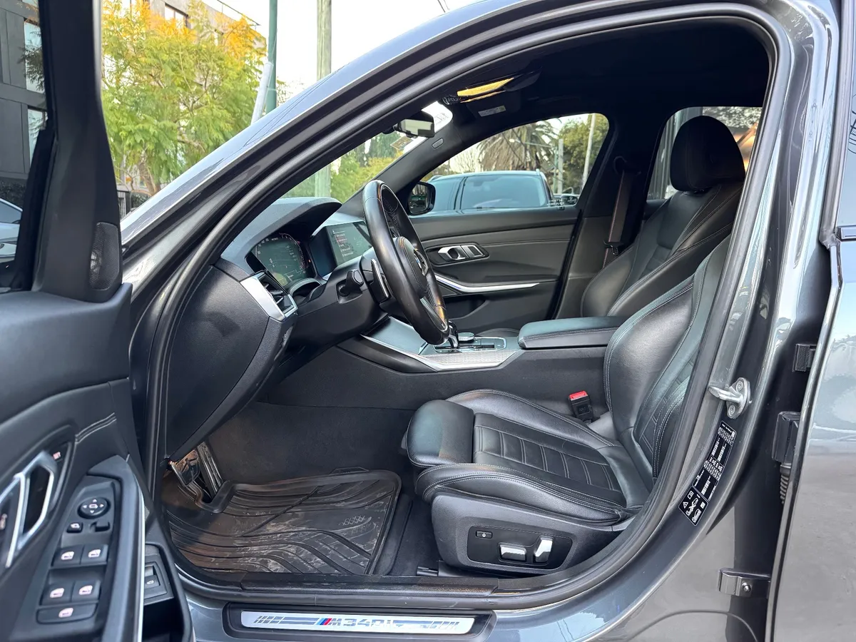 Mira esta publicación de BMW Serie 3 2020 en Motordil