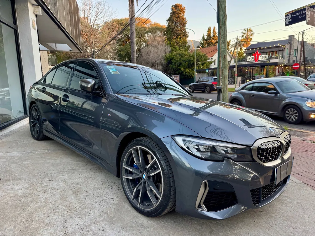 Mira esta publicación de BMW Serie 3 2020 en Motordil