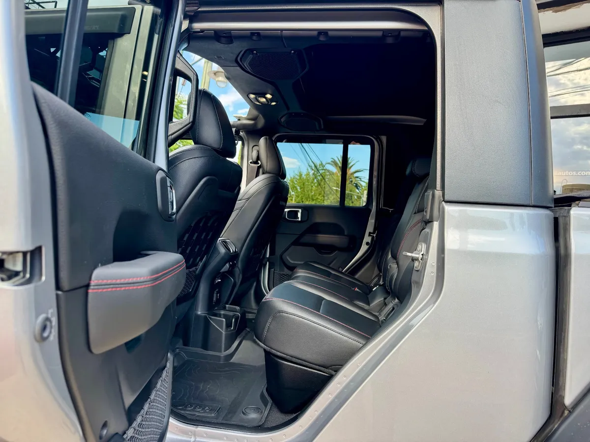 Mira esta publicación de Jeep Gladiator 2021 en Motordil