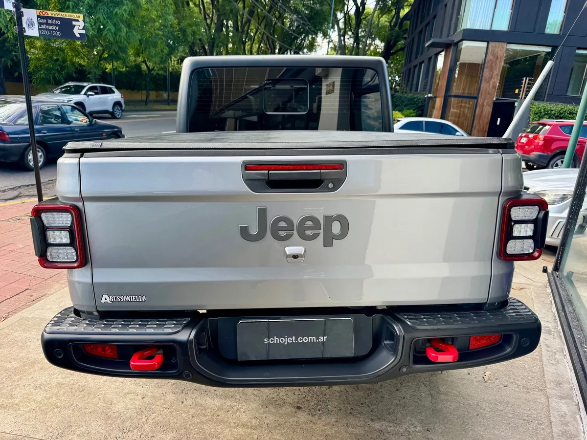 Mira esta publicación de Jeep Gladiator 2021 en Motordil