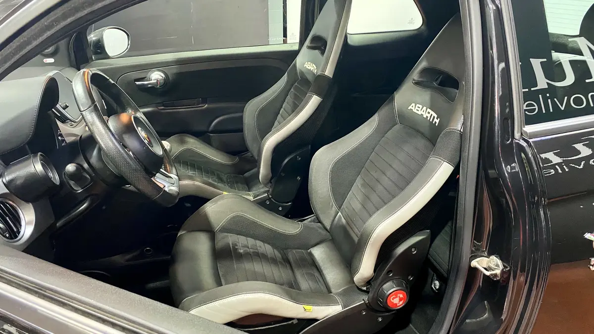 Mira esta publicación de Fiat 500 Abarth 2019 en Motordil