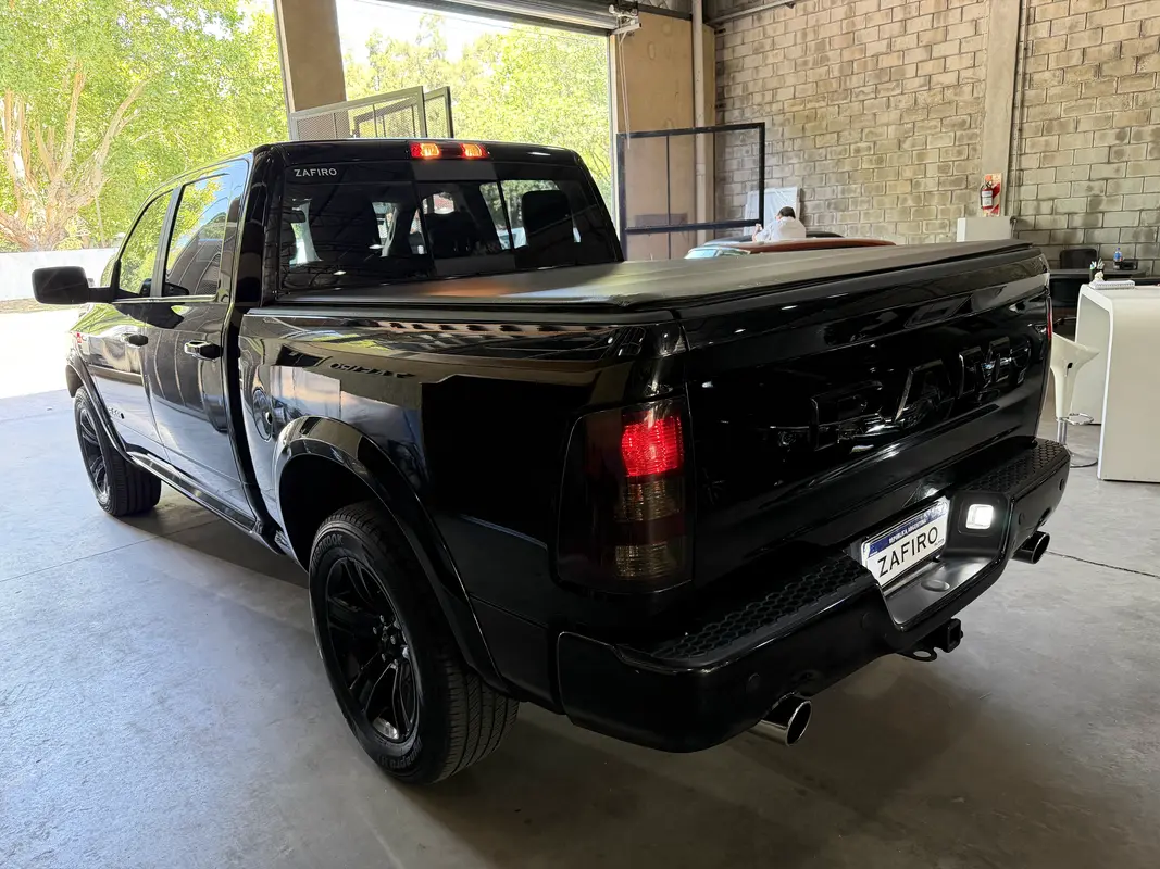 Mira esta publicación de Dodge Otros 2022 en Motordil