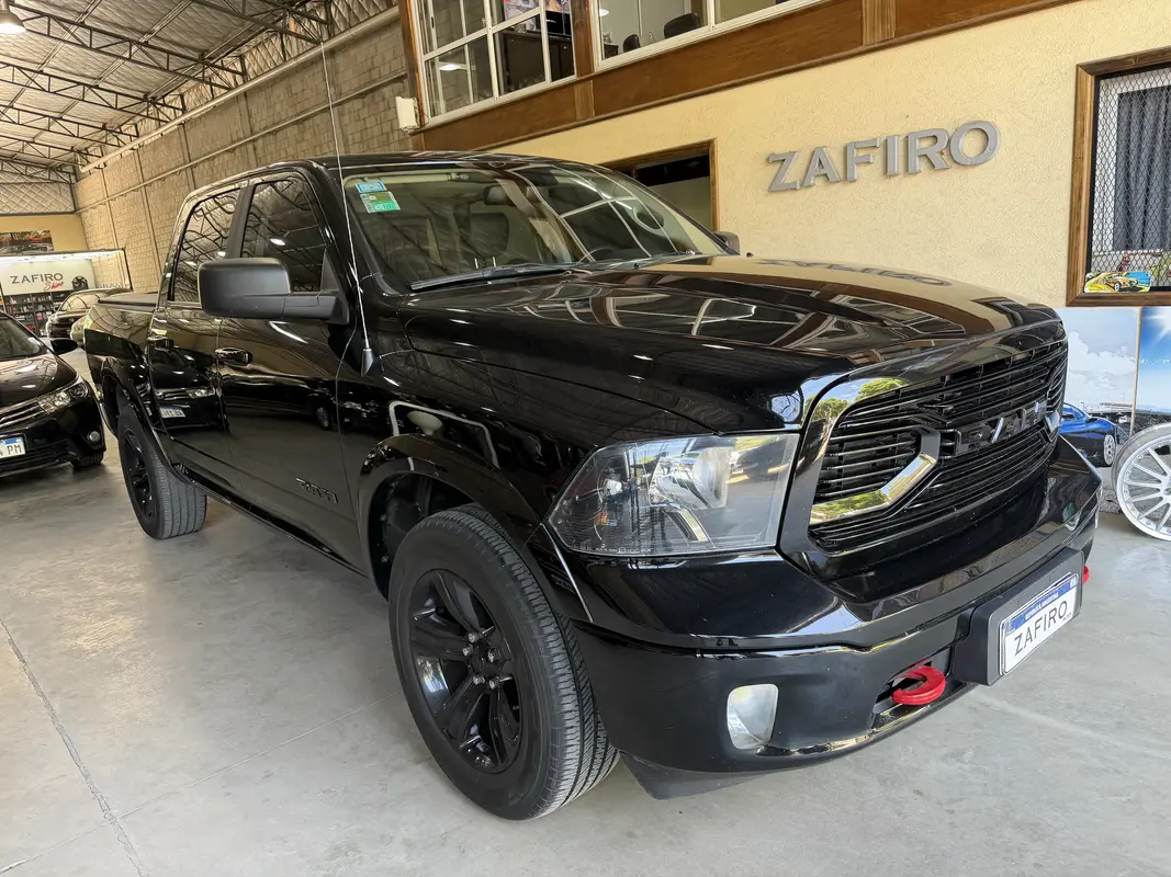 Mira esta publicación de Dodge Otros 2022 en Motordil