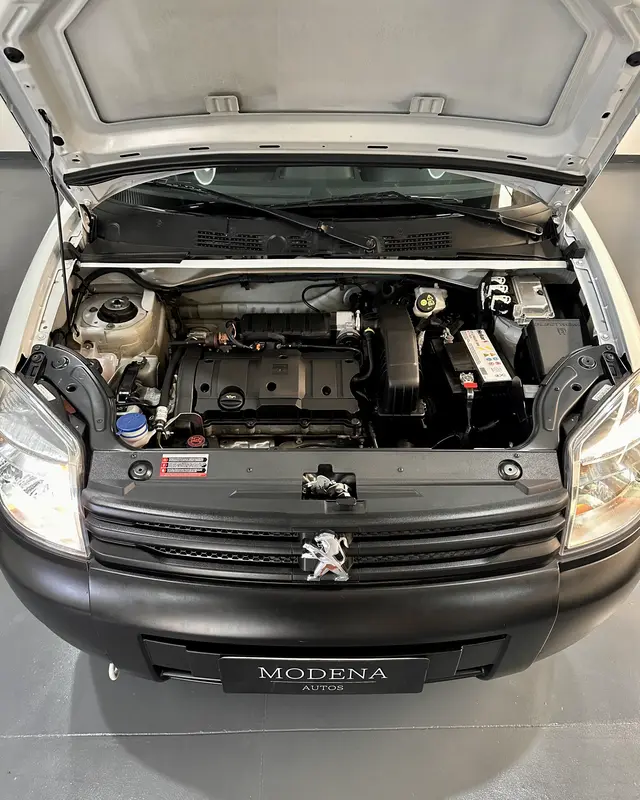 Mira esta publicación de Peugeot Partner 2024 en Motordil