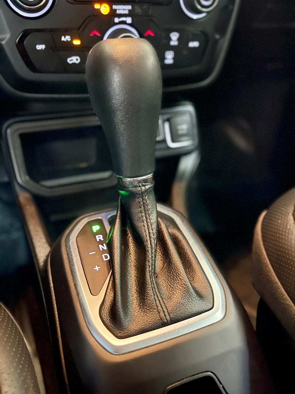 Mira esta publicación de Jeep Renegade 2019 en Motordil