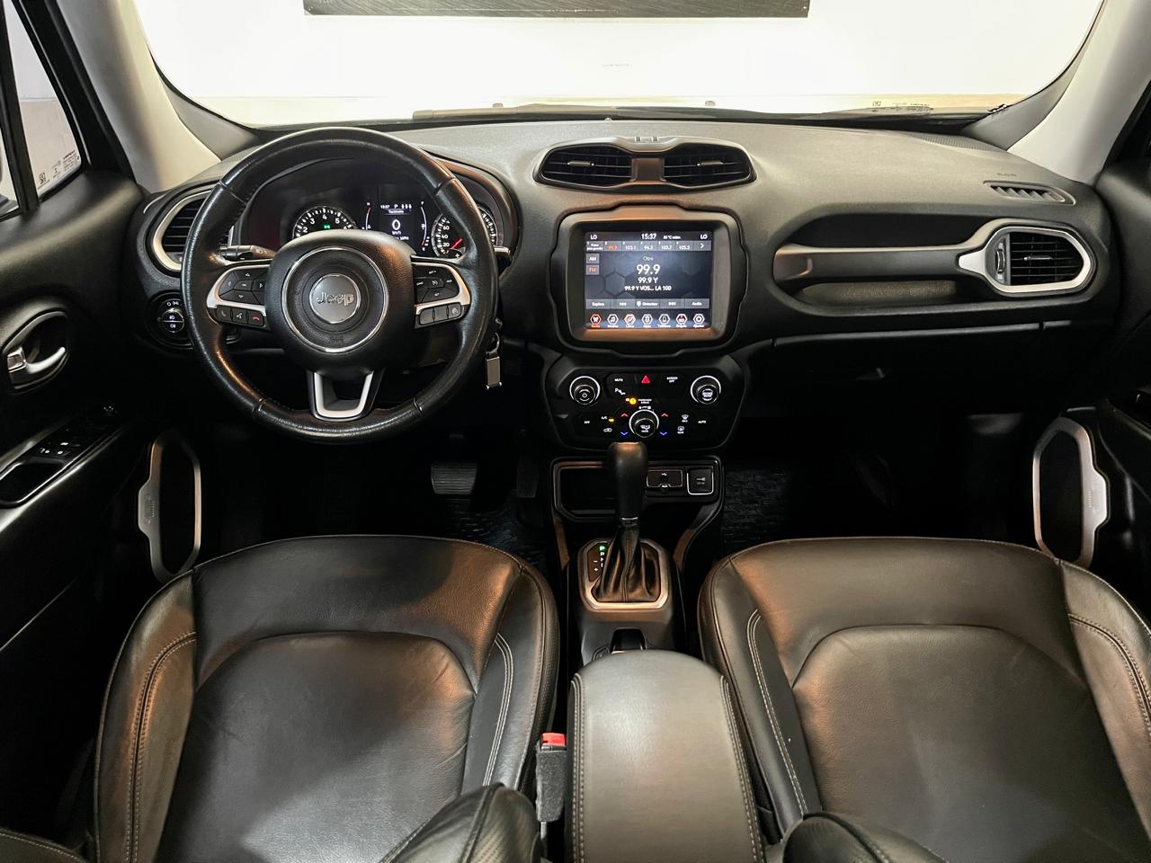 Mira esta publicación de Jeep Renegade 2019 en Motordil