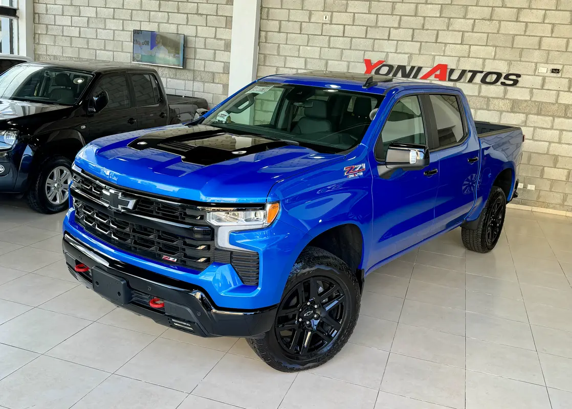 Mira esta publicación de Chevrolet Silverado 2025 en Motordil