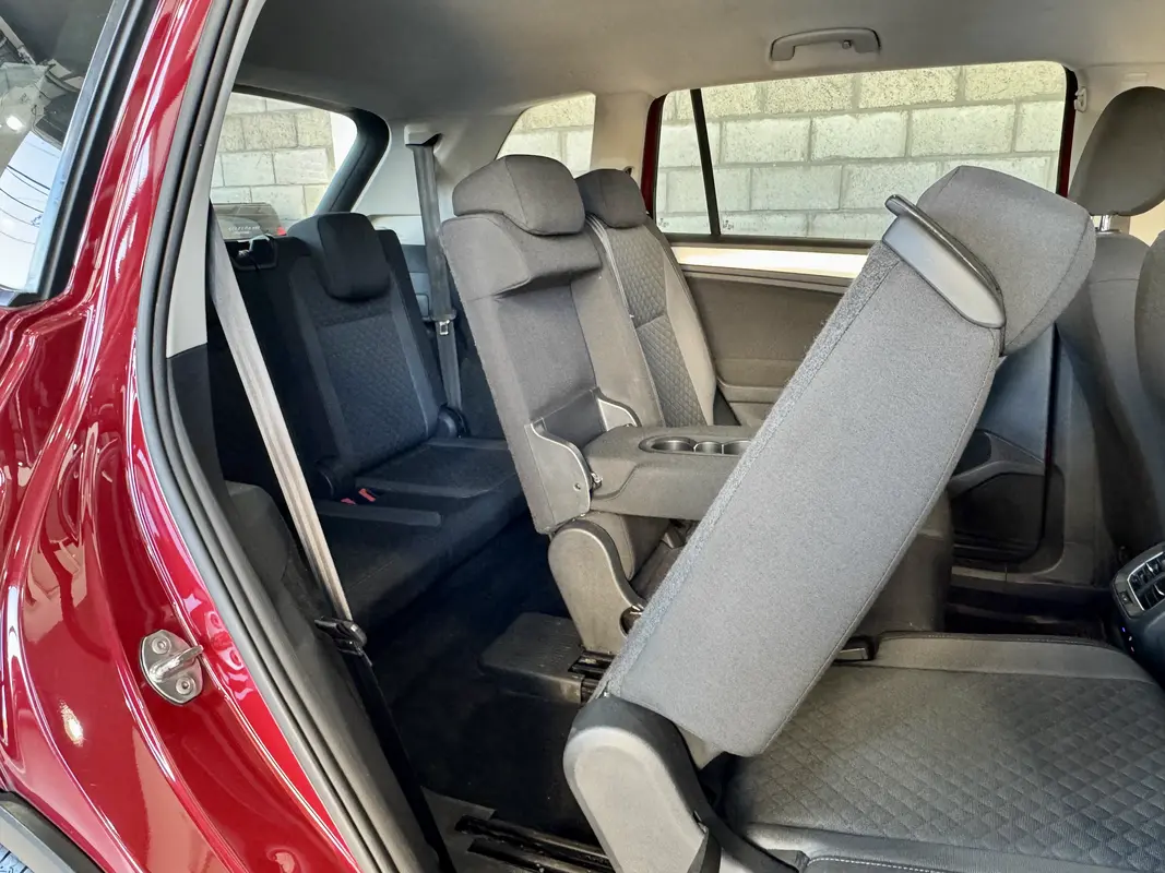 Mira esta publicación de Volkswagen Tiguan Allspace 2018 en Motordil