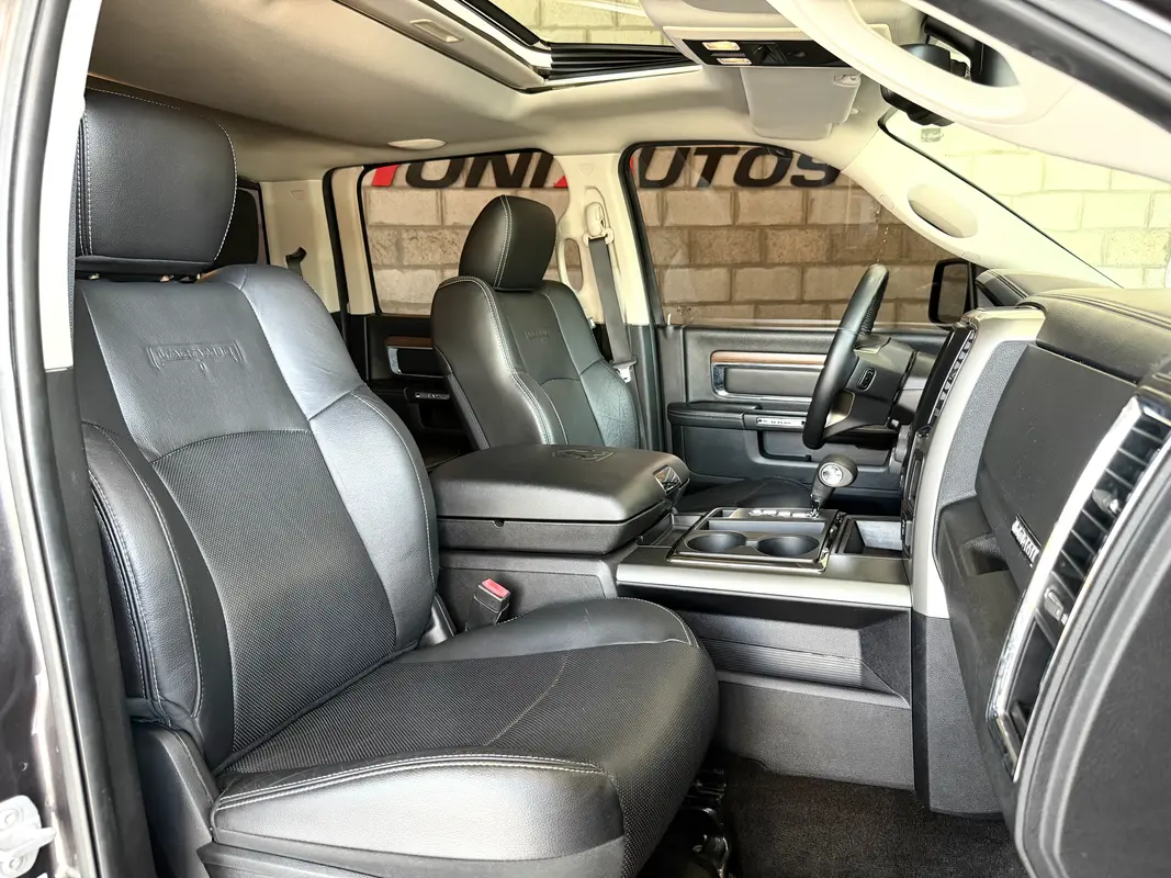 Mira esta publicación de RAM 1500 2015 en Motordil