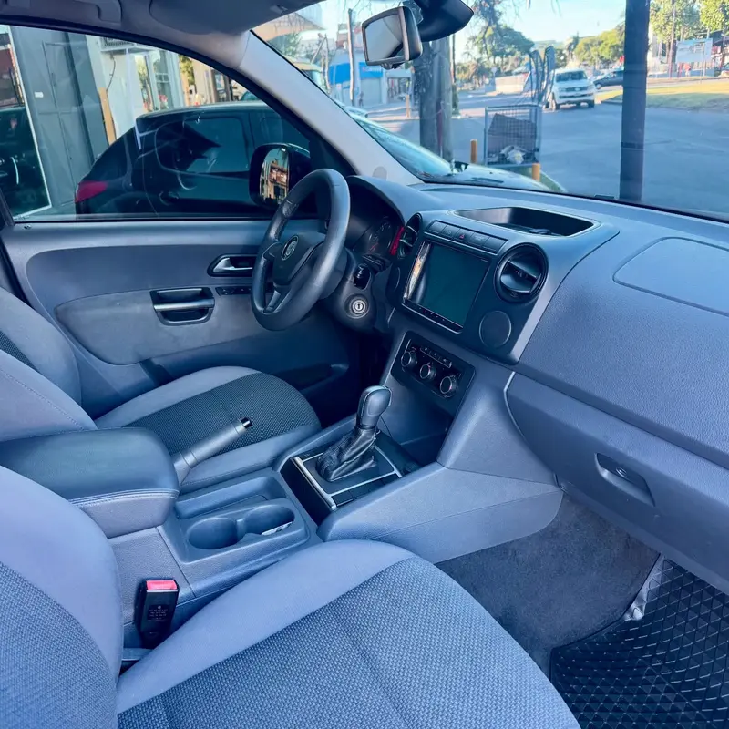 Mira esta publicación de Volkswagen Amarok 2016 en Motordil