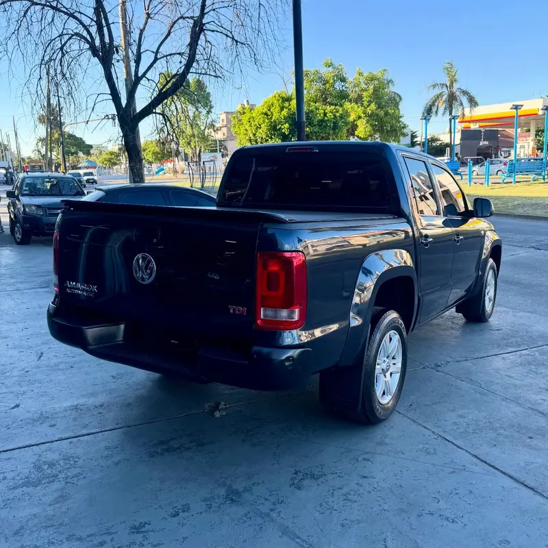 Mira esta publicación de Volkswagen Amarok 2016 en Motordil