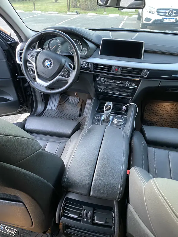 Mira esta publicación de BMW X6 2018 en Motordil