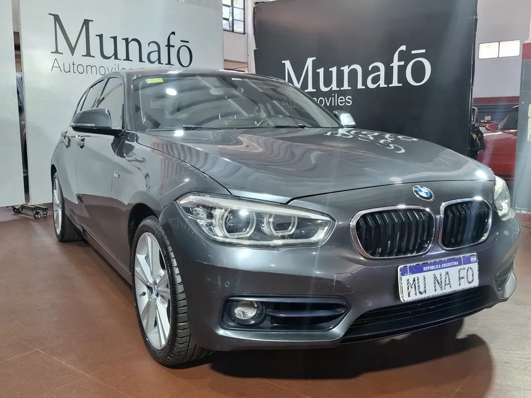 Mira esta publicación de BMW Serie 1 2017 en Motordil