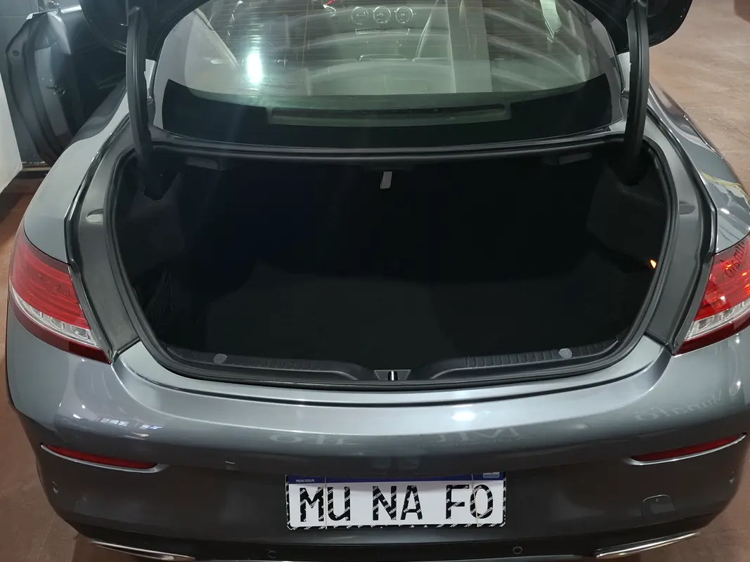 Mira esta publicación de Mercedes Benz Clase C 2018 en Motordil