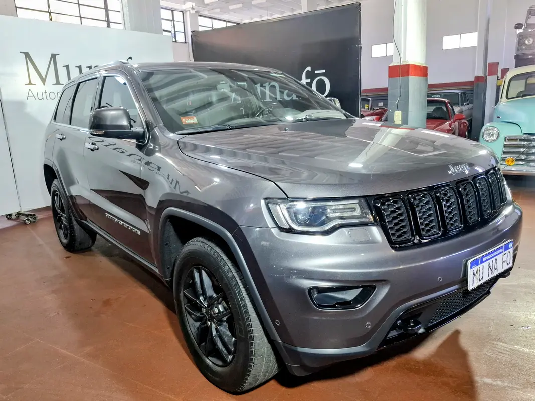 Mira esta publicación de Jeep Grand Cherokee 2021 en Motordil
