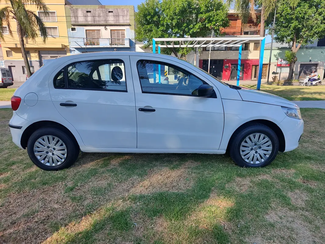 Mira esta publicación de Volkswagen Gol Trend 2012 en Motordil
