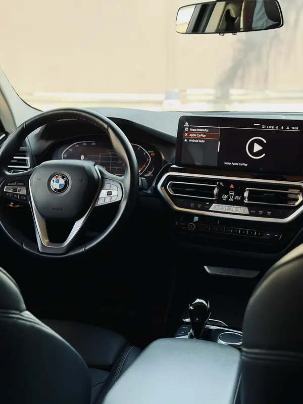 Mira esta publicación de BMW X3 2023 en Motordil