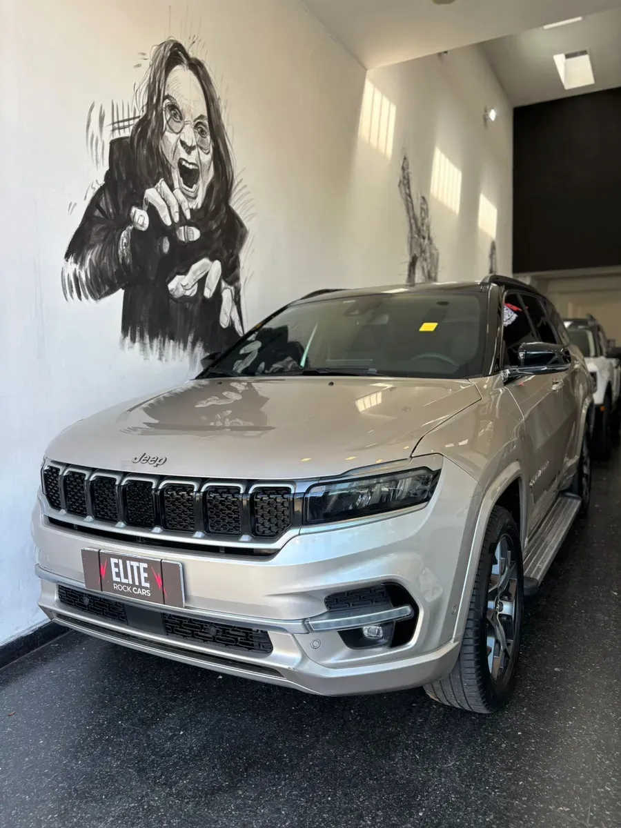 Mira esta publicación de Jeep Commander 2022 en Motordil