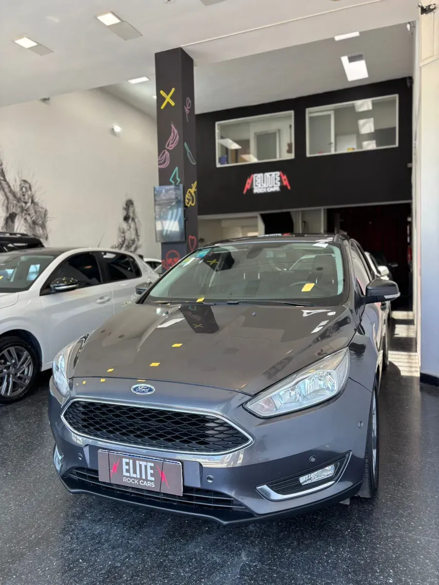 Mira esta publicación de Ford Focus 2018 en Motordil