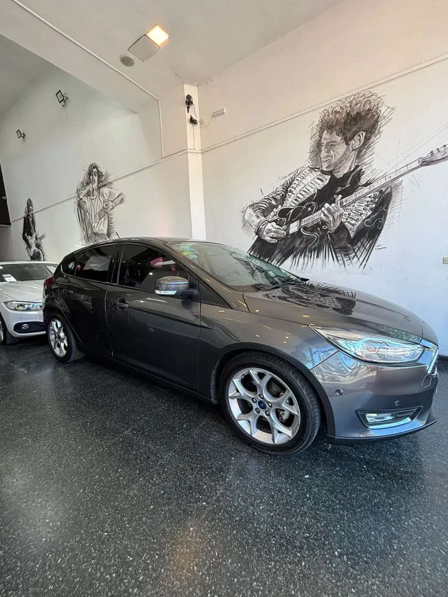 Mira esta publicación de Ford Focus 2018 en Motordil