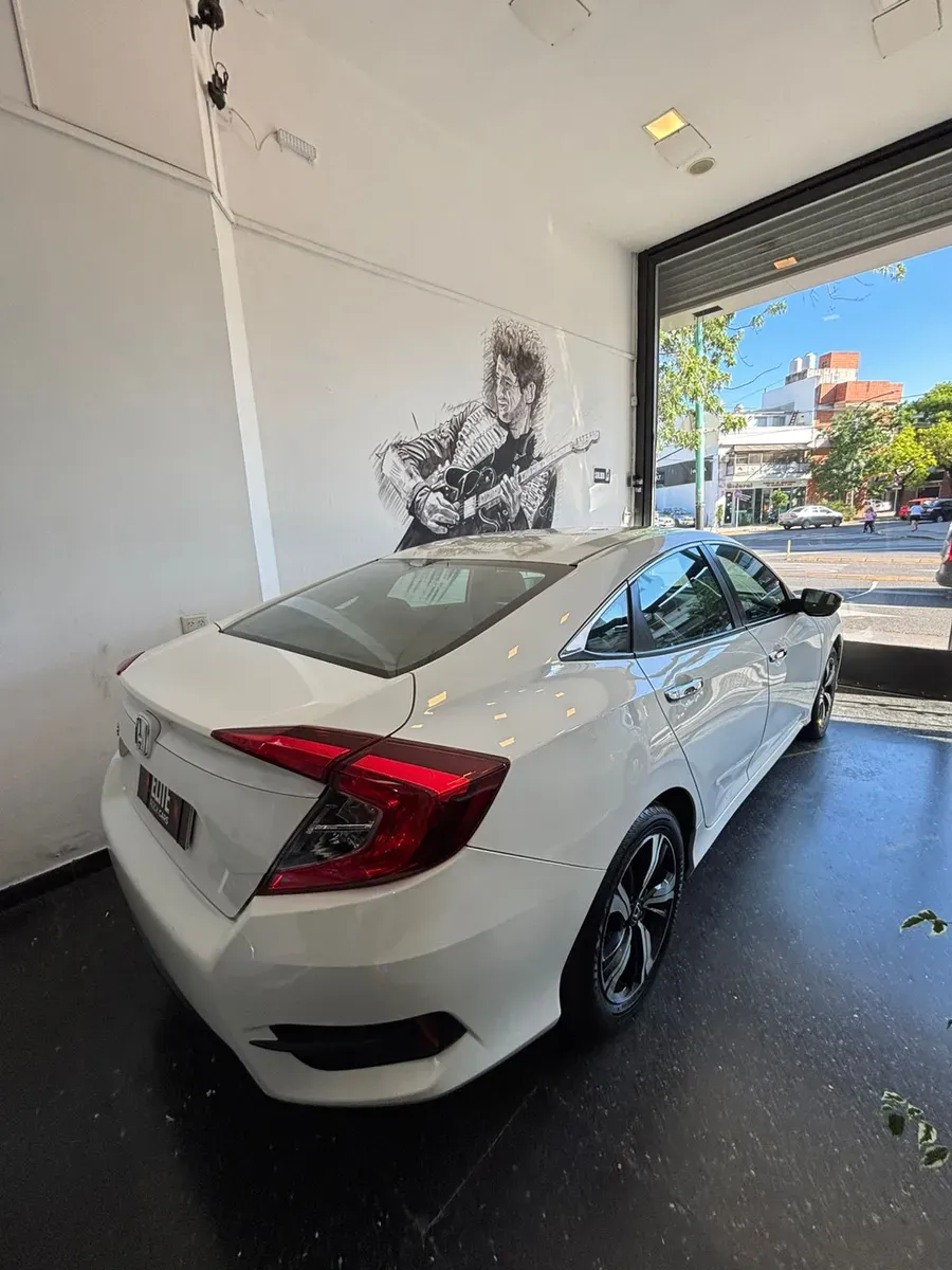 Mira esta publicación de Honda Civic 2019 en Motordil