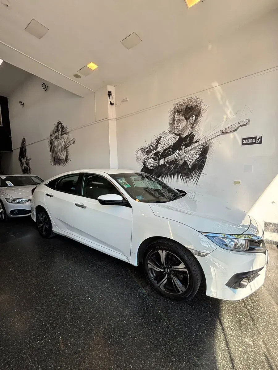 Mira esta publicación de Honda Civic 2019 en Motordil