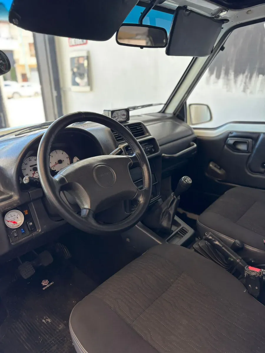 Mira esta publicación de Suzuki Vitara 1997 en Motordil