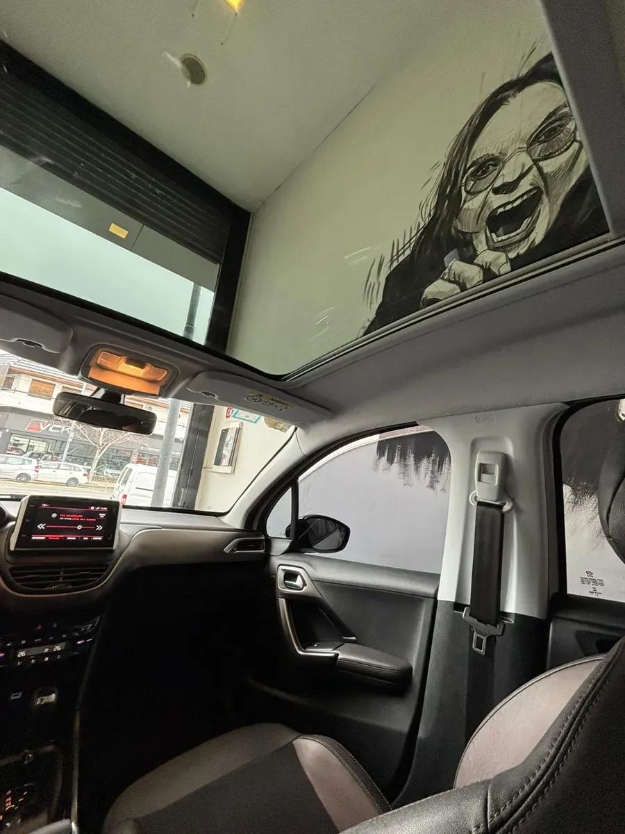 Mira esta publicación de Peugeot 2008 2022 en Motordil