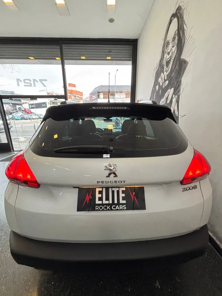 Mira esta publicación de Peugeot 2008 2022 en Motordil