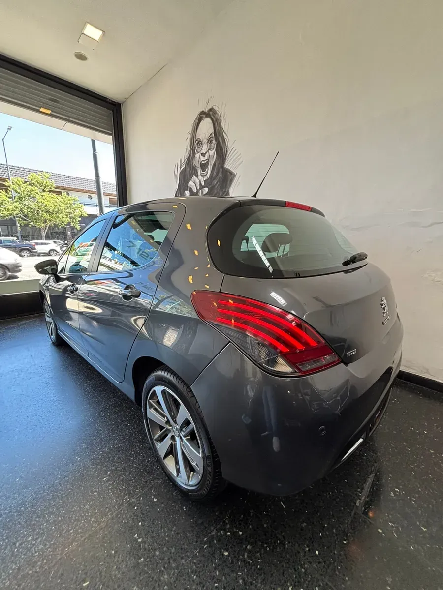 Mirá esta publicación de Peugeot 308