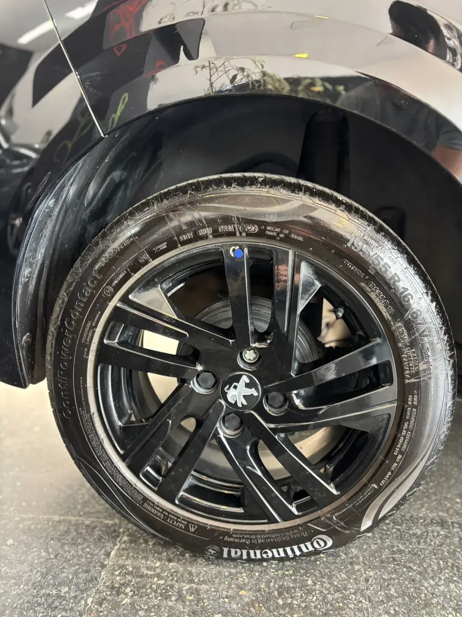 Mirá esta publicación de Peugeot 208