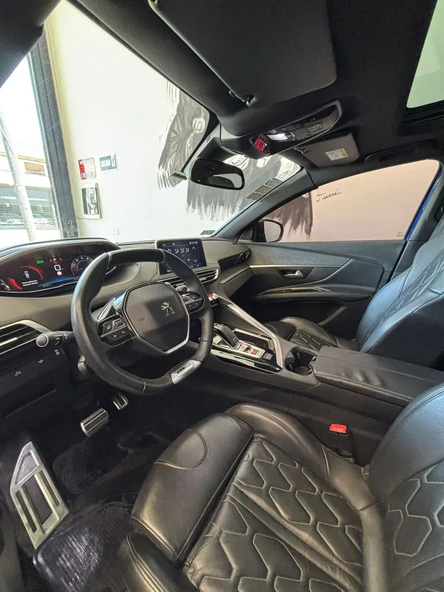 Mira esta publicación de Peugeot 3008 2018 en Motordil