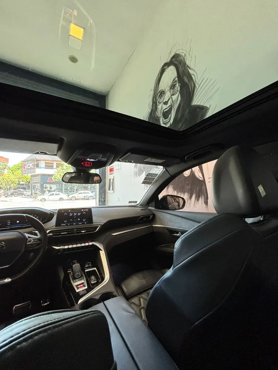 Mira esta publicación de Peugeot 3008 2018 en Motordil